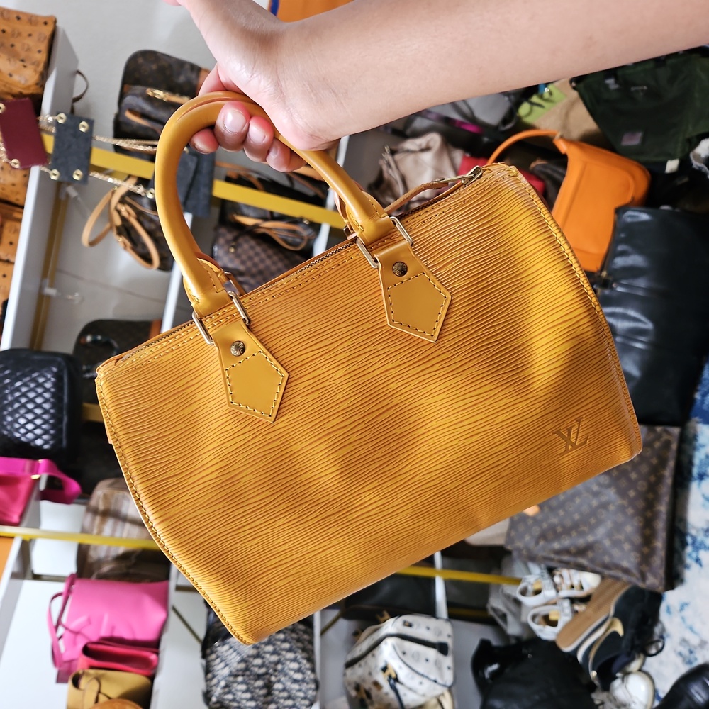 Louis Vuitton Speedy 25 in Yellow Epi